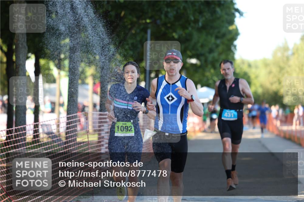 07.09.2025 - 19. Norderstedt Triathlon Michael Strokosch http://msf.ph/oto/8777478 07.09.2025 16:51:36 Laufen 1092, 1567 meine-sportfotos.de