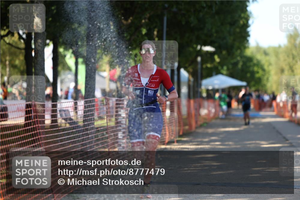 07.09.2025 - 19. Norderstedt Triathlon Michael Strokosch http://msf.ph/oto/8777479 07.09.2025 15:51:06 Laufen 1498 meine-sportfotos.de