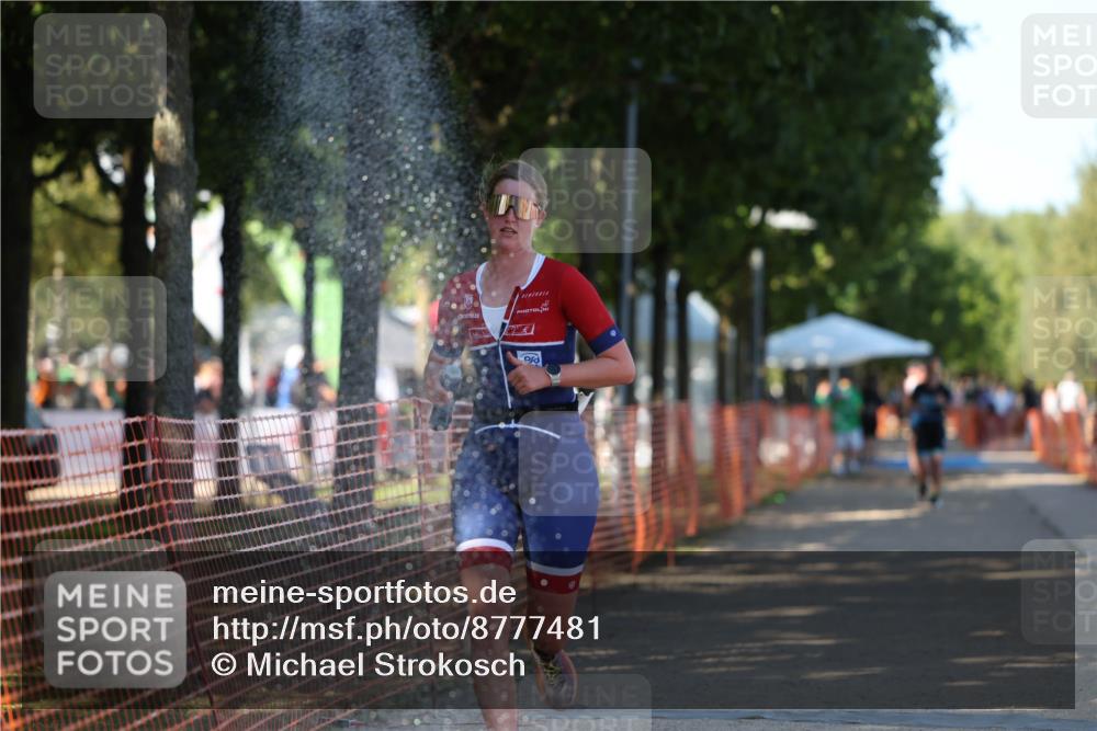 07.09.2025 - 19. Norderstedt Triathlon Michael Strokosch http://msf.ph/oto/8777481 07.09.2025 15:51:06 Laufen 1498 meine-sportfotos.de
