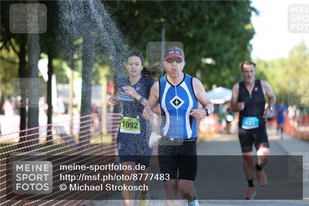 07.09.2025 - 19. Norderstedt Triathlon Michael Strokosch http://msf.ph/oto/8777483 07.09.2025 16:51:36 Laufen 1092, 1567 meine-sportfotos.de
