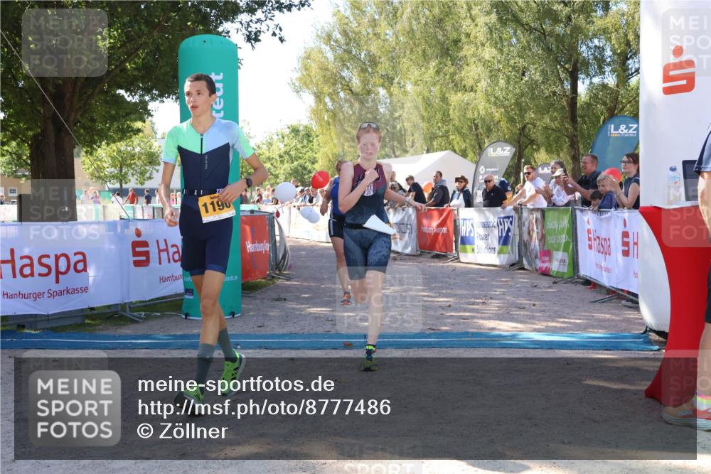 07.09.2025 - 19. Norderstedt Triathlon Zöllner http://msf.ph/oto/8777486 07.09.2025 12:13:53 Ziel 229, 1182, 1190 meine-sportfotos.de