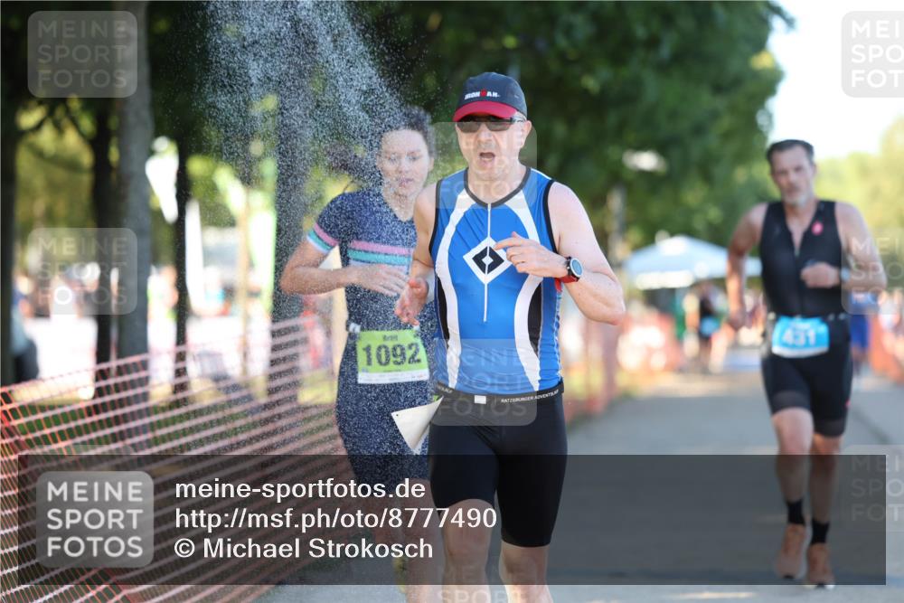 07.09.2025 - 19. Norderstedt Triathlon Michael Strokosch http://msf.ph/oto/8777490 07.09.2025 16:51:37 Laufen 1092, 1567 meine-sportfotos.de
