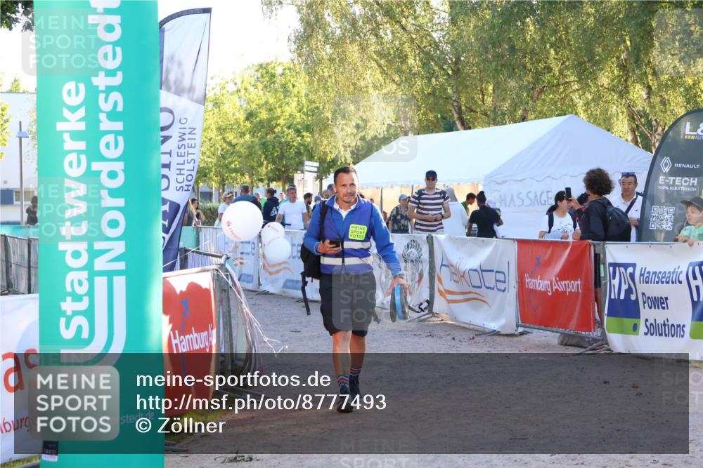 07.09.2025 - 19. Norderstedt Triathlon Zöllner http://msf.ph/oto/8777493 07.09.2025 17:15:19 Ziel  meine-sportfotos.de