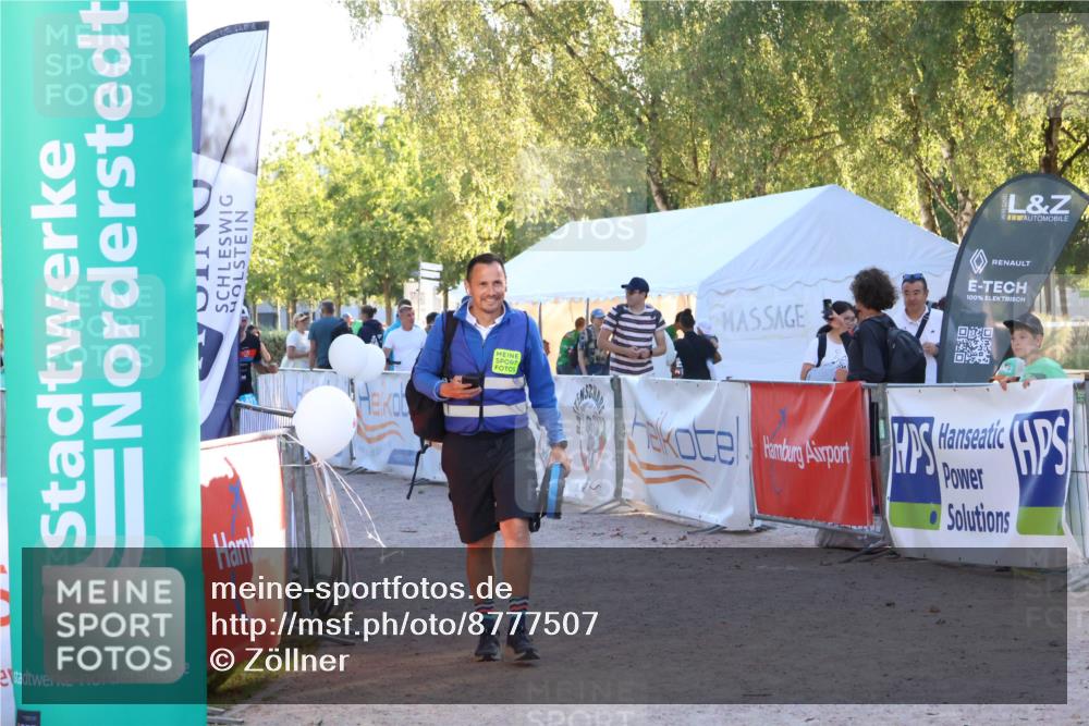 07.09.2025 - 19. Norderstedt Triathlon Zöllner http://msf.ph/oto/8777507 07.09.2025 17:15:19 Ziel  meine-sportfotos.de