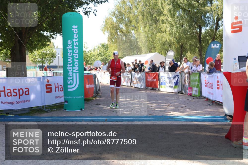 07.09.2025 - 19. Norderstedt Triathlon Zöllner http://msf.ph/oto/8777509 07.09.2025 12:14:34 Ziel 704 meine-sportfotos.de