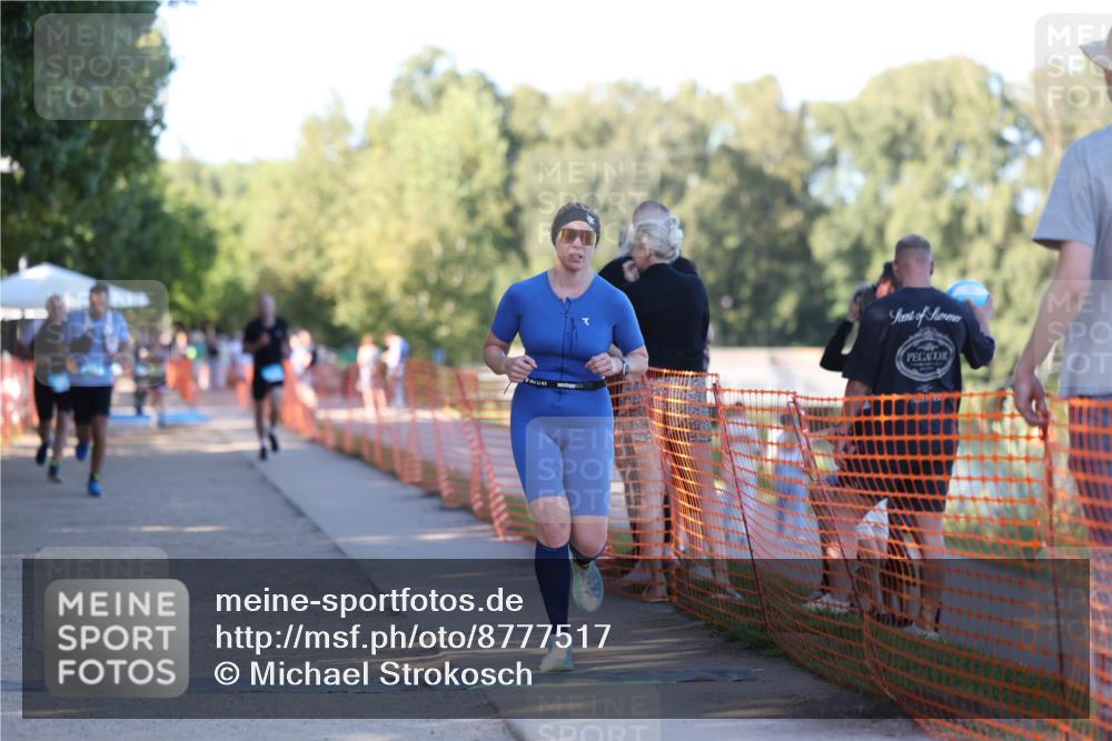 07.09.2025 - 19. Norderstedt Triathlon Michael Strokosch http://msf.ph/oto/8777517 07.09.2025 16:51:48 Laufen 1446, 1454 meine-sportfotos.de
