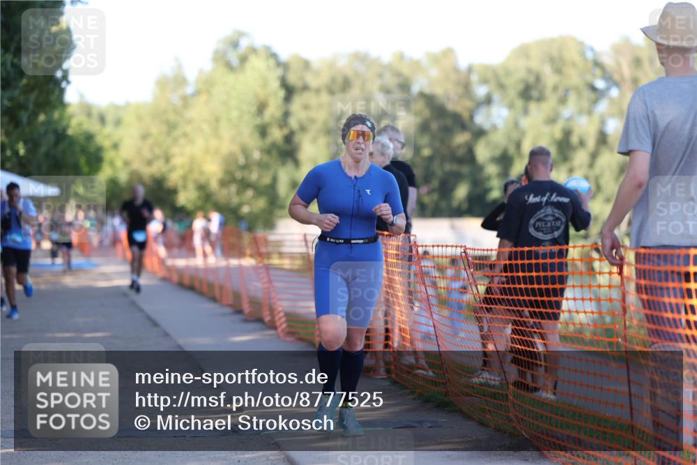 07.09.2025 - 19. Norderstedt Triathlon Michael Strokosch http://msf.ph/oto/8777525 07.09.2025 16:51:49 Laufen 432, 1446, 1454 meine-sportfotos.de