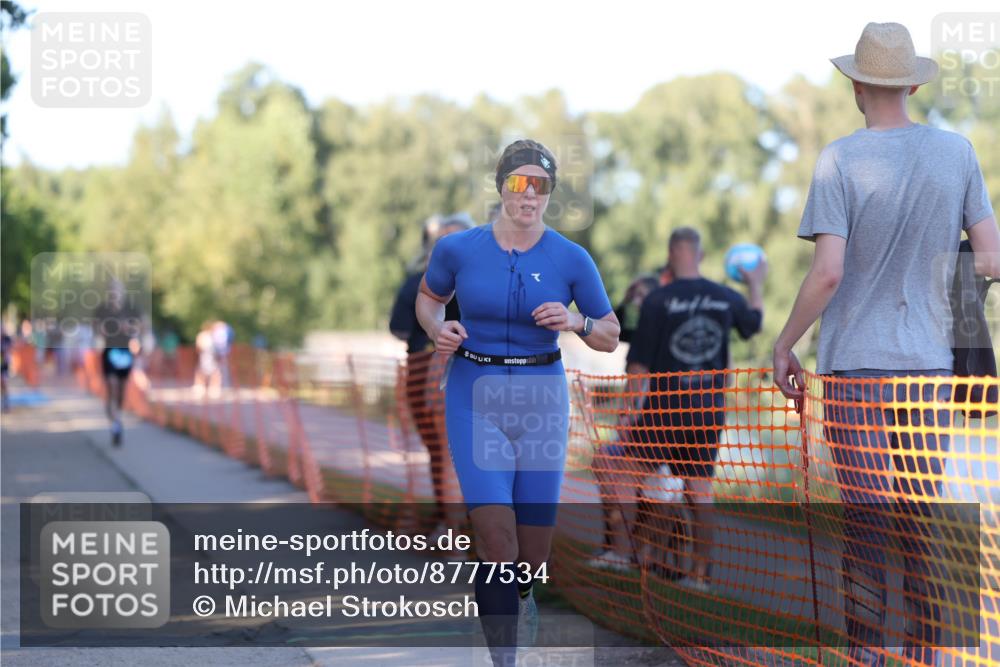 07.09.2025 - 19. Norderstedt Triathlon Michael Strokosch http://msf.ph/oto/8777534 07.09.2025 16:51:49 Laufen 432, 1446, 1454 meine-sportfotos.de