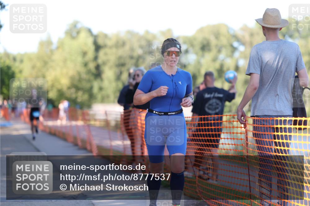 07.09.2025 - 19. Norderstedt Triathlon Michael Strokosch http://msf.ph/oto/8777537 07.09.2025 16:51:50 Laufen 432, 1420, 1446, 1454 meine-sportfotos.de