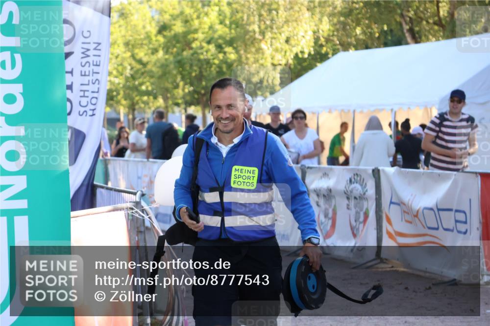 07.09.2025 - 19. Norderstedt Triathlon Zöllner http://msf.ph/oto/8777543 07.09.2025 17:15:21 Ziel 1417 meine-sportfotos.de