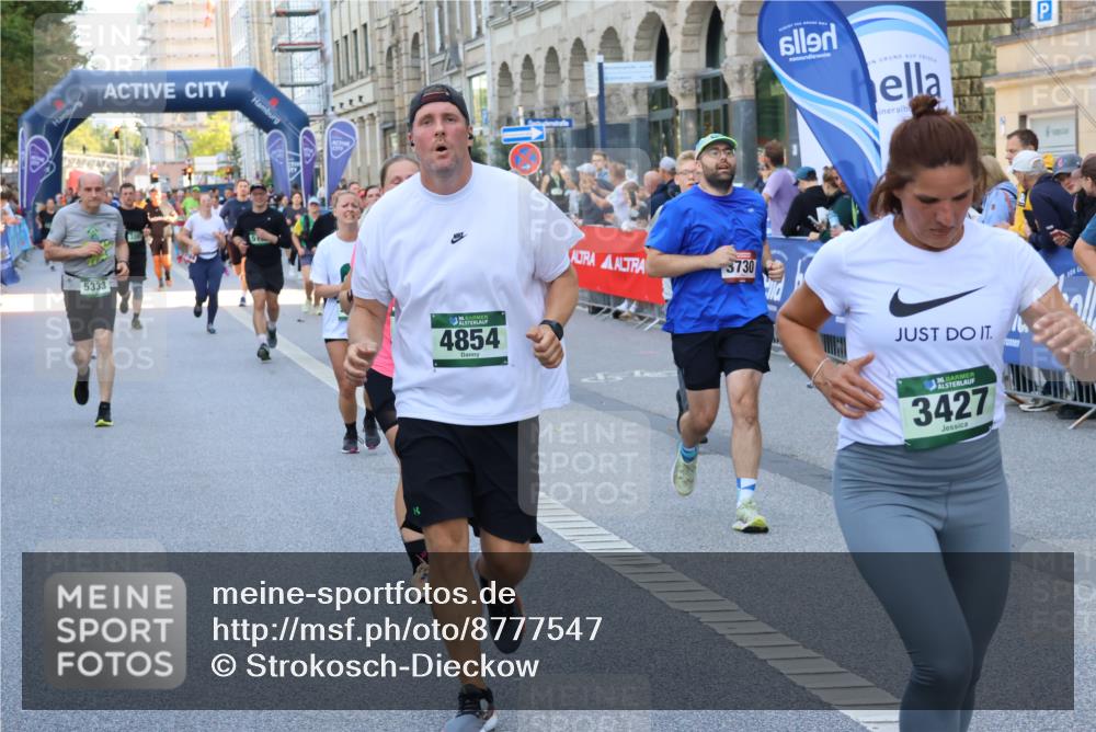07.09.2025 - BARMER Alsterlauf Strokosch-Dieckow http://msf.ph/oto/8777547 07.09.2025 10:07:05 Ziel 2109, 2110, 2218, 2233, 2353, 2520, 2637, 2662, 2893, 2939, 2962, 3108, 3109, 3196, 3265, 3274, 3343, 3782, 3820, 3864, 4061, 4063, 4110, 4309, 4859, 4957, 5060, 5399, 5524, 5593, 5854, 5932, 6061, 6140, 8282 meine-sportfotos.de
