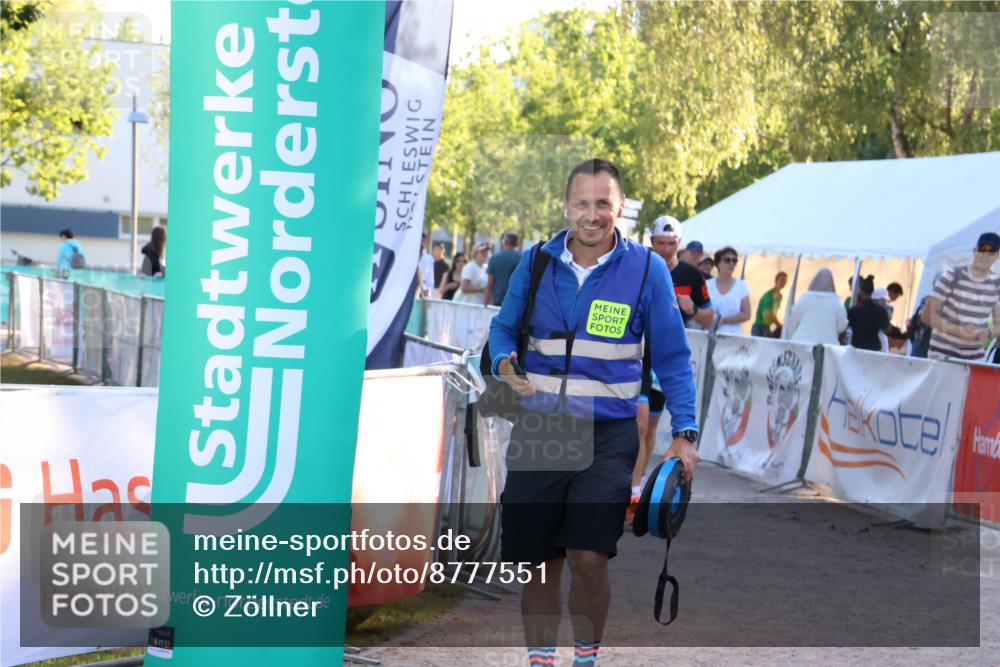 07.09.2025 - 19. Norderstedt Triathlon Zöllner http://msf.ph/oto/8777551 07.09.2025 17:15:22 Ziel 1417 meine-sportfotos.de
