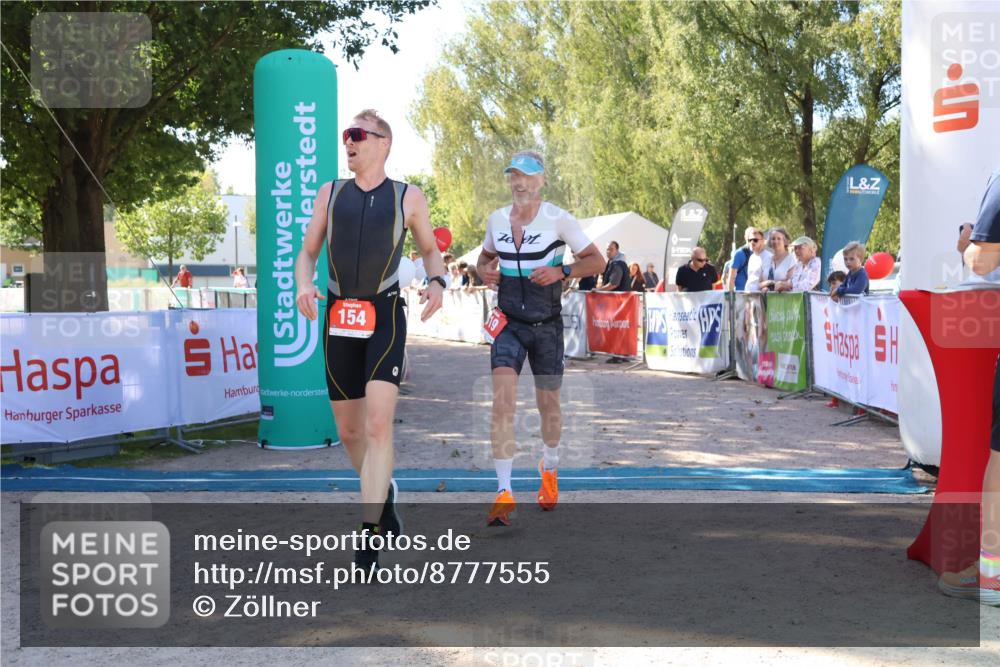 07.09.2025 - 19. Norderstedt Triathlon Zöllner http://msf.ph/oto/8777555 07.09.2025 12:14:50 Ziel 154, 819 meine-sportfotos.de