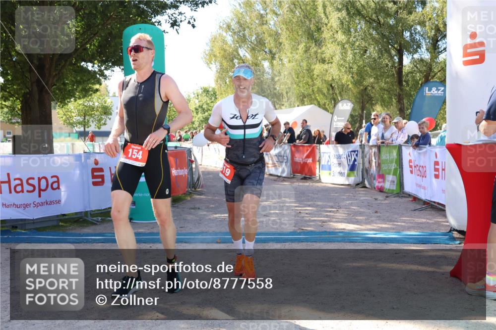 07.09.2025 - 19. Norderstedt Triathlon Zöllner http://msf.ph/oto/8777558 07.09.2025 12:14:50 Ziel 154, 819 meine-sportfotos.de