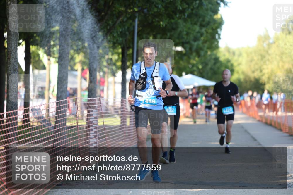 07.09.2025 - 19. Norderstedt Triathlon Michael Strokosch http://msf.ph/oto/8777559 07.09.2025 16:51:55 Laufen 432, 1420, 1446 meine-sportfotos.de