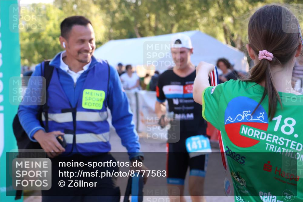 07.09.2025 - 19. Norderstedt Triathlon Zöllner http://msf.ph/oto/8777563 07.09.2025 17:15:25 Ziel 1417 meine-sportfotos.de