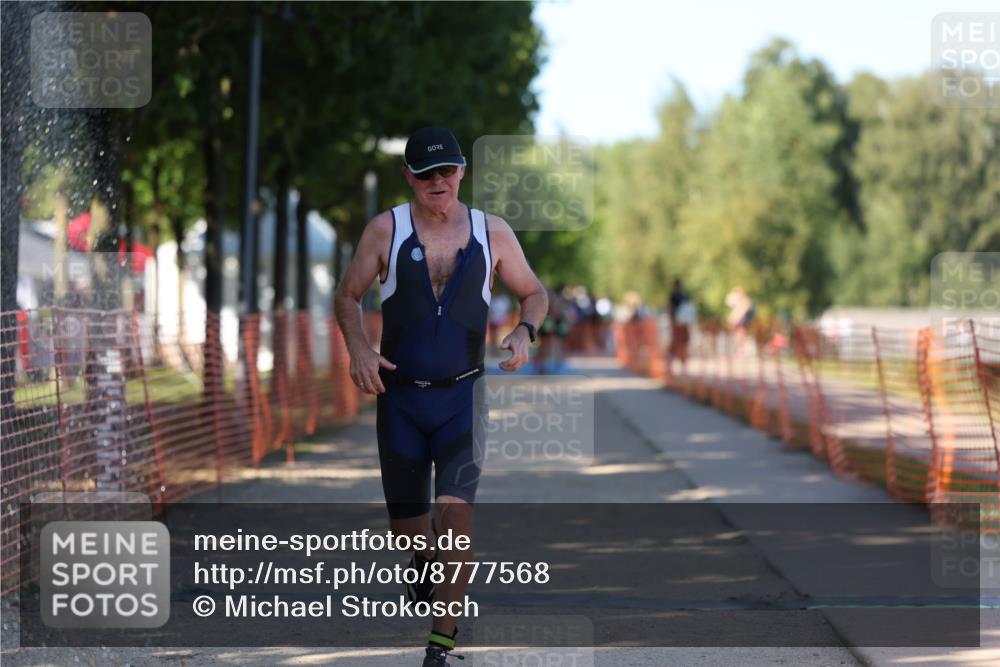07.09.2025 - 19. Norderstedt Triathlon Michael Strokosch http://msf.ph/oto/8777568 07.09.2025 15:51:20 Laufen 917 meine-sportfotos.de
