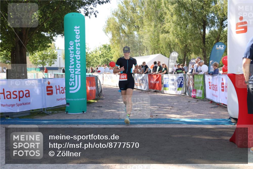 07.09.2025 - 19. Norderstedt Triathlon Zöllner http://msf.ph/oto/8777570 07.09.2025 12:15:47 Ziel 1301 meine-sportfotos.de