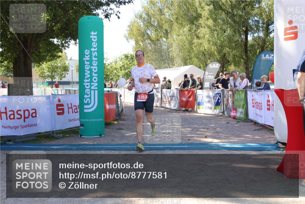 07.09.2025 - 19. Norderstedt Triathlon Zöllner http://msf.ph/oto/8777581 07.09.2025 12:16:03 Ziel 1253 meine-sportfotos.de
