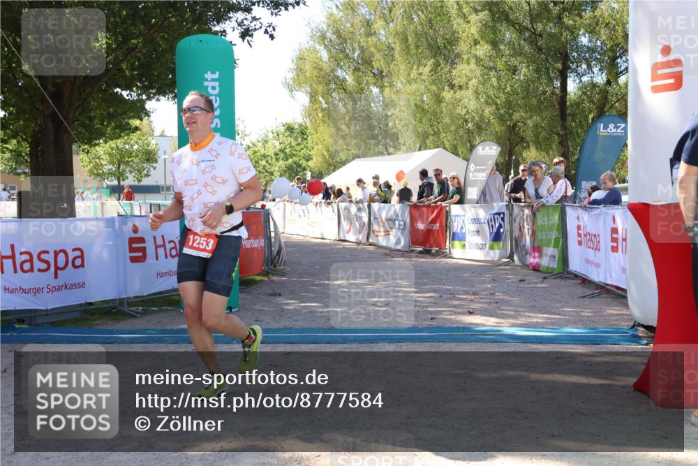 07.09.2025 - 19. Norderstedt Triathlon Zöllner http://msf.ph/oto/8777584 07.09.2025 12:16:04 Ziel 1253 meine-sportfotos.de
