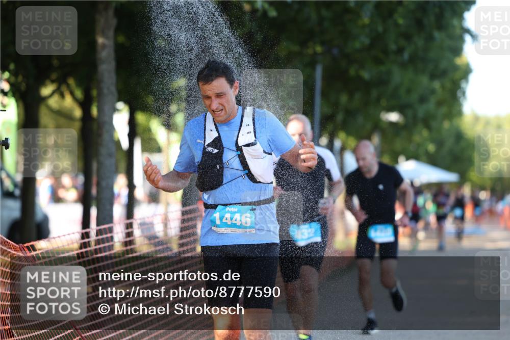 07.09.2025 - 19. Norderstedt Triathlon Michael Strokosch http://msf.ph/oto/8777590 07.09.2025 16:51:57 Laufen 432, 1420, 1446 meine-sportfotos.de