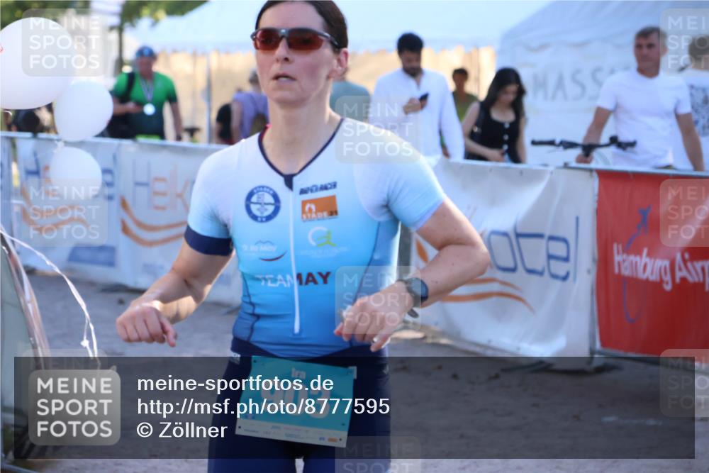 07.09.2025 - 19. Norderstedt Triathlon Zöllner http://msf.ph/oto/8777595 07.09.2025 17:15:42 Ziel 903 meine-sportfotos.de