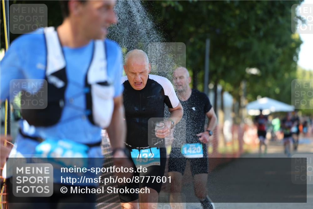 07.09.2025 - 19. Norderstedt Triathlon Michael Strokosch http://msf.ph/oto/8777601 07.09.2025 16:51:58 Laufen 432, 1420, 1446 meine-sportfotos.de