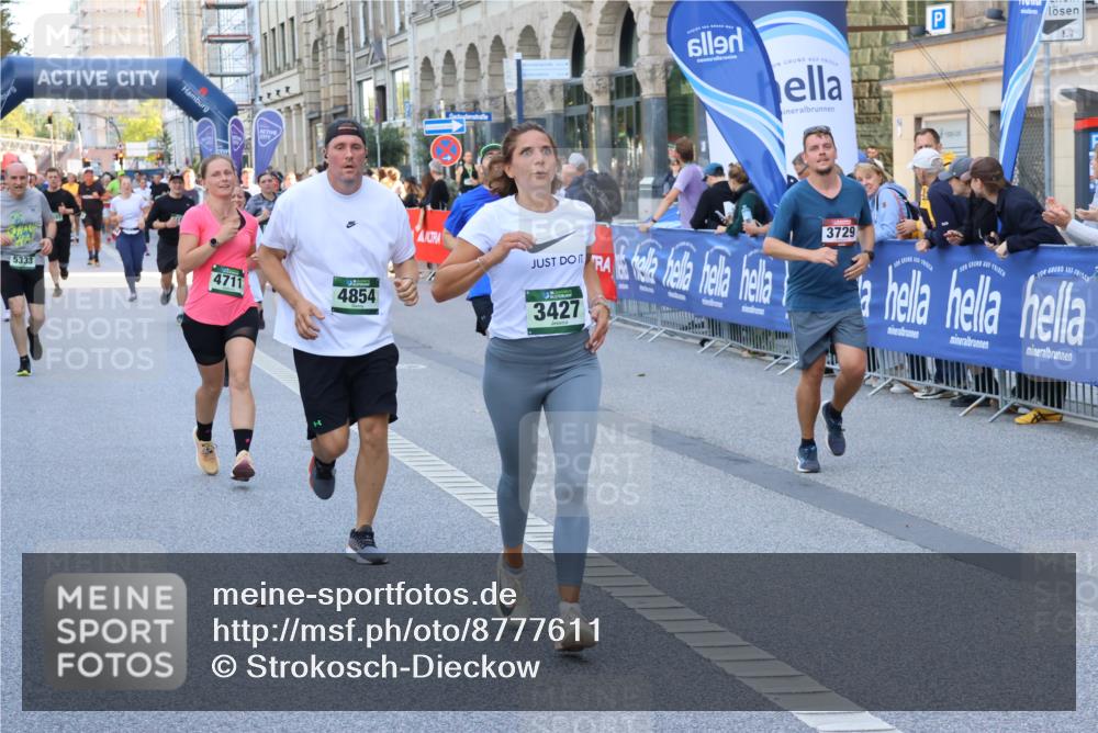 07.09.2025 - BARMER Alsterlauf Strokosch-Dieckow http://msf.ph/oto/8777611 07.09.2025 10:07:03 Ziel 2109, 2110, 2218, 2233, 2353, 2520, 2637, 2662, 2767, 2893, 2939, 2962, 3108, 3109, 3196, 3265, 3274, 3343, 3782, 3820, 3864, 4061, 4063, 4309, 4409, 4859, 4957, 5060, 5292, 5399, 5524, 5593, 5932, 6061, 8282 meine-sportfotos.de