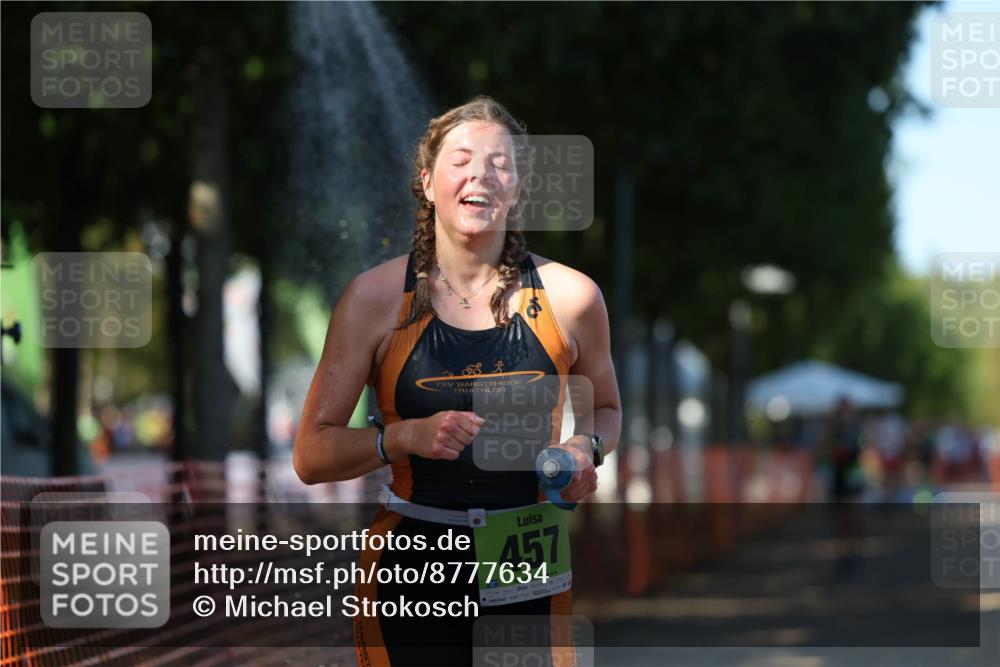 07.09.2025 - 19. Norderstedt Triathlon Michael Strokosch http://msf.ph/oto/8777634 07.09.2025 15:51:37 Laufen 455, 457, 1439 meine-sportfotos.de