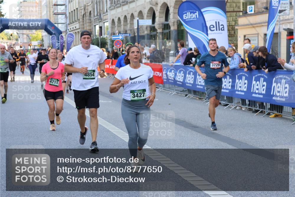 07.09.2025 - BARMER Alsterlauf Strokosch-Dieckow http://msf.ph/oto/8777650 07.09.2025 10:07:03 Ziel 2109, 2110, 2218, 2233, 2353, 2520, 2637, 2662, 2767, 2893, 2939, 2962, 3108, 3109, 3196, 3265, 3274, 3343, 3782, 3820, 3864, 4061, 4063, 4309, 4409, 4859, 4957, 5060, 5292, 5399, 5524, 5593, 5932, 6061, 8282 meine-sportfotos.de