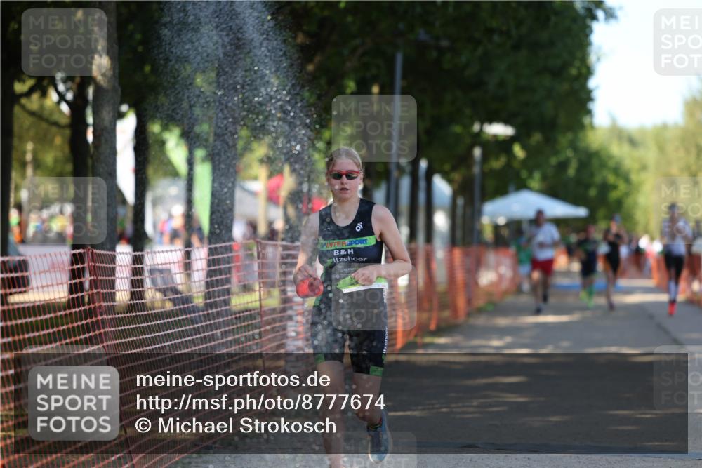 07.09.2025 - 19. Norderstedt Triathlon Michael Strokosch http://msf.ph/oto/8777674 07.09.2025 15:51:44 Laufen 455, 459, 1439 meine-sportfotos.de