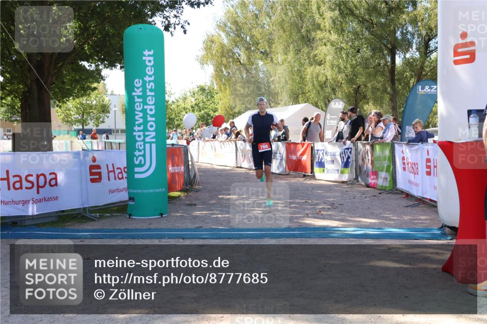 07.09.2025 - 19. Norderstedt Triathlon Zöllner http://msf.ph/oto/8777685 07.09.2025 12:18:09 Ziel 768 meine-sportfotos.de