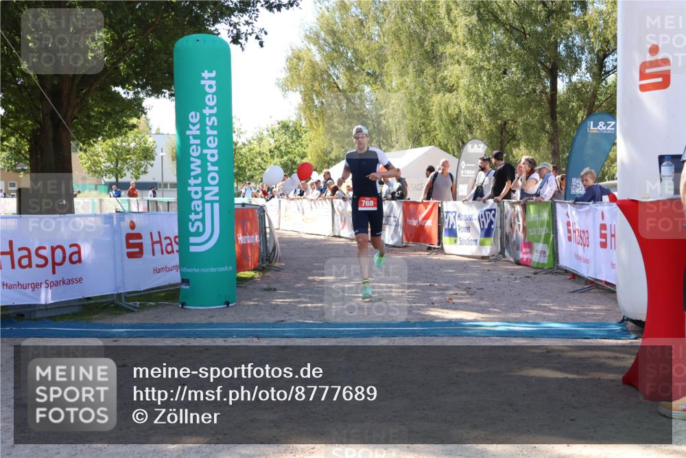 07.09.2025 - 19. Norderstedt Triathlon Zöllner http://msf.ph/oto/8777689 07.09.2025 12:18:10 Ziel 768 meine-sportfotos.de