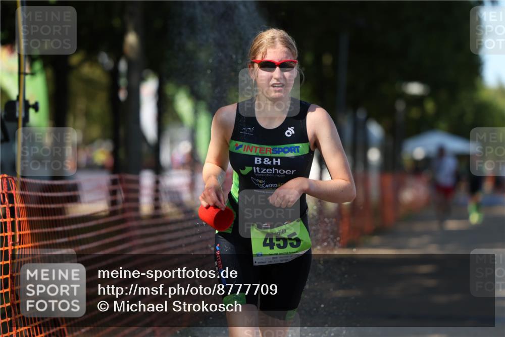 07.09.2025 - 19. Norderstedt Triathlon Michael Strokosch http://msf.ph/oto/8777709 07.09.2025 15:51:46 Laufen 455, 459, 1439 meine-sportfotos.de