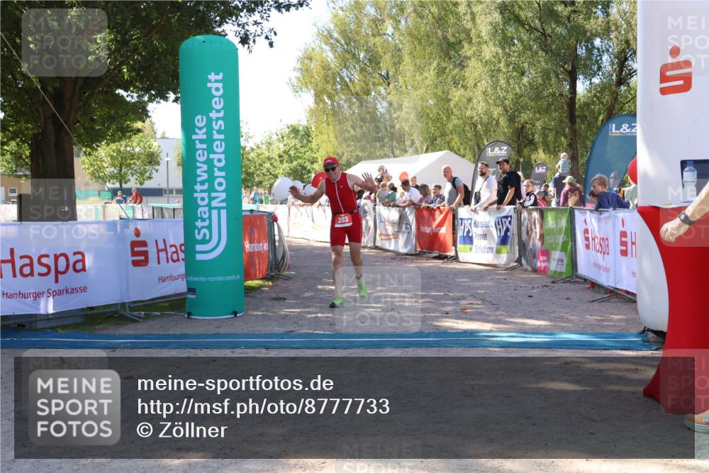 07.09.2025 - 19. Norderstedt Triathlon Zöllner http://msf.ph/oto/8777733 07.09.2025 12:18:51 Ziel 203 meine-sportfotos.de