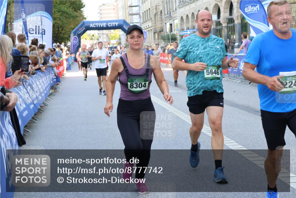 07.09.2025 - BARMER Alsterlauf Strokosch-Dieckow http://msf.ph/oto/8777742 07.09.2025 10:06:59 Ziel 2109, 2110, 2218, 2263, 2353, 2637, 2662, 2767, 2939, 2959, 2962, 3108, 3109, 3196, 3265, 3274, 3319, 3343, 3576, 3782, 3820, 3878, 4061, 4063, 4263, 4309, 4409, 4710, 4715, 4736, 4859, 4957, 5060, 5113, 5292, 5361, 5399, 5932, 6061, 8205, 8363 meine-sportfotos.de