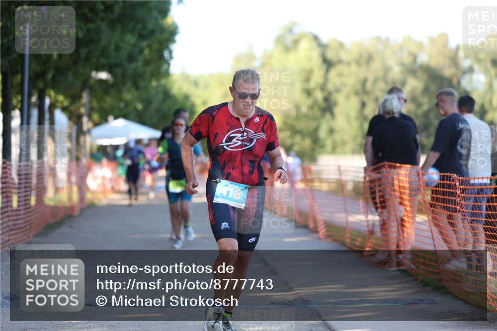 07.09.2025 - 19. Norderstedt Triathlon Michael Strokosch http://msf.ph/oto/8777743 07.09.2025 16:52:33 Laufen 406, 418, 1078 meine-sportfotos.de