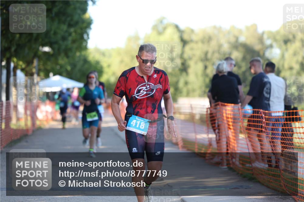 07.09.2025 - 19. Norderstedt Triathlon Michael Strokosch http://msf.ph/oto/8777749 07.09.2025 16:52:33 Laufen 406, 418, 1078 meine-sportfotos.de
