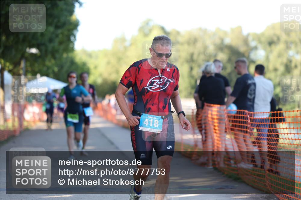 07.09.2025 - 19. Norderstedt Triathlon Michael Strokosch http://msf.ph/oto/8777753 07.09.2025 16:52:34 Laufen 406, 418, 1078 meine-sportfotos.de
