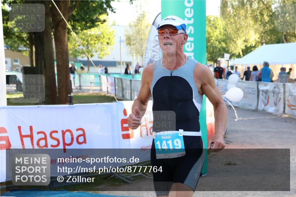 07.09.2025 - 19. Norderstedt Triathlon Zöllner http://msf.ph/oto/8777764 07.09.2025 17:16:38 Ziel 1419 meine-sportfotos.de