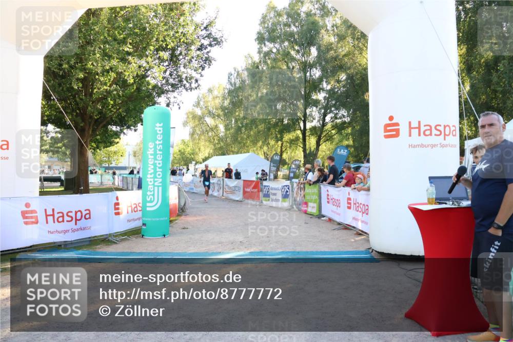 07.09.2025 - 19. Norderstedt Triathlon Zöllner http://msf.ph/oto/8777772 07.09.2025 17:16:46 Ziel 396 meine-sportfotos.de