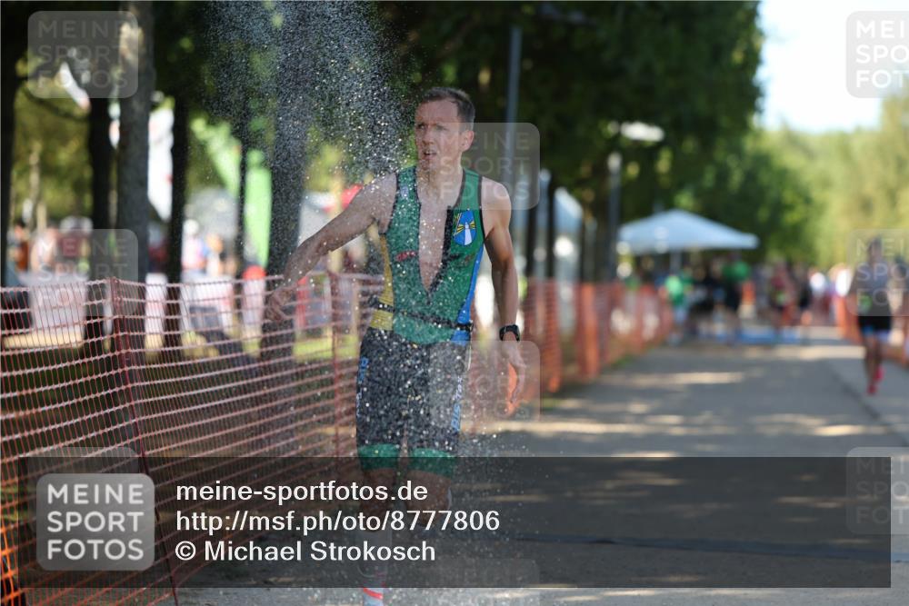 07.09.2025 - 19. Norderstedt Triathlon Michael Strokosch http://msf.ph/oto/8777806 07.09.2025 15:52:01 Laufen 449, 1506 meine-sportfotos.de