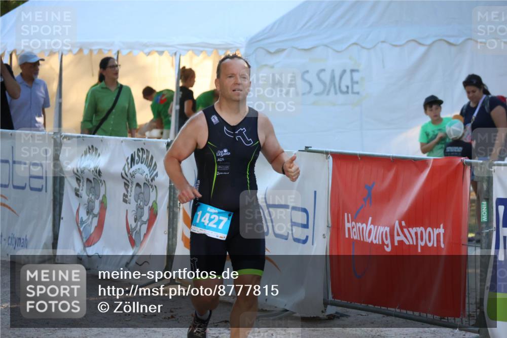 07.09.2025 - 19. Norderstedt Triathlon Zöllner http://msf.ph/oto/8777815 07.09.2025 17:16:55 Ziel 396, 1427 meine-sportfotos.de