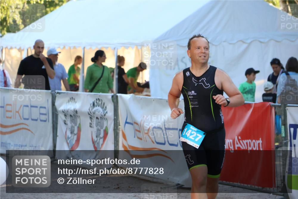 07.09.2025 - 19. Norderstedt Triathlon Zöllner http://msf.ph/oto/8777828 07.09.2025 17:16:56 Ziel 396, 1427 meine-sportfotos.de