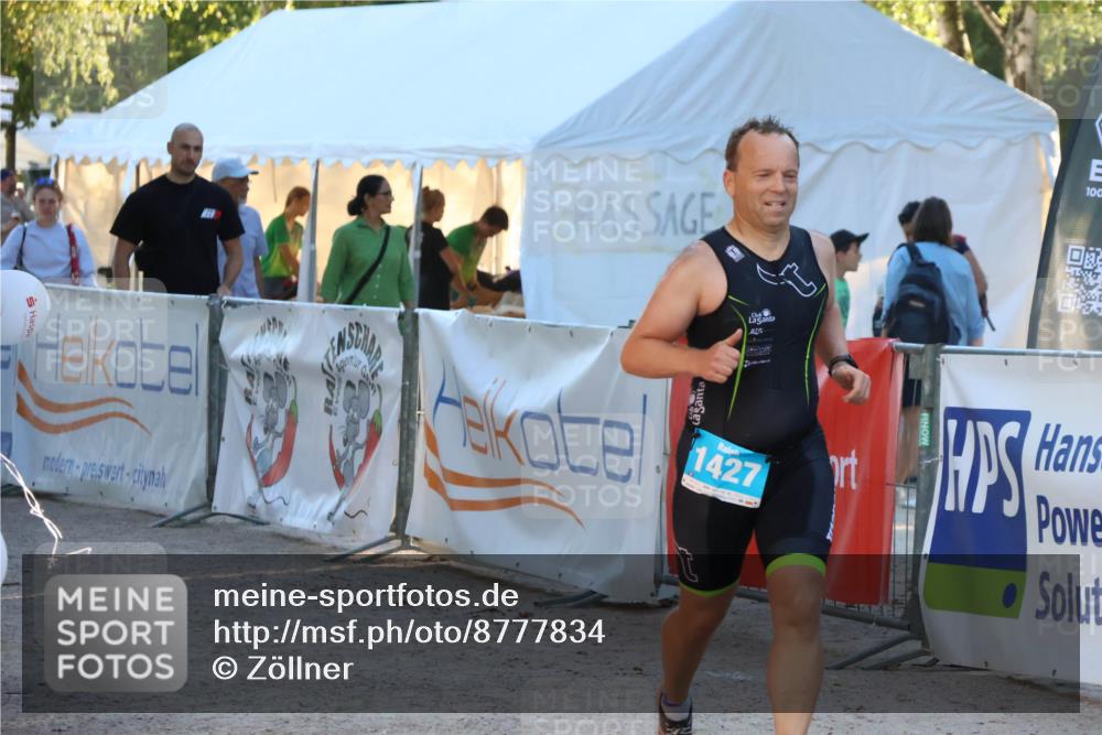 07.09.2025 - 19. Norderstedt Triathlon Zöllner http://msf.ph/oto/8777834 07.09.2025 17:16:56 Ziel 396, 1427 meine-sportfotos.de