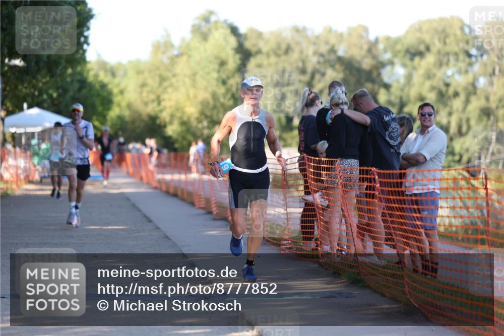 07.09.2025 - 19. Norderstedt Triathlon Michael Strokosch http://msf.ph/oto/8777852 07.09.2025 16:52:57 Laufen 1419 meine-sportfotos.de