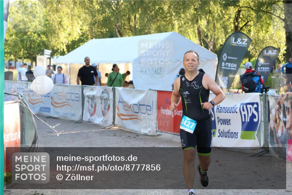 07.09.2025 - 19. Norderstedt Triathlon Zöllner http://msf.ph/oto/8777856 07.09.2025 17:16:57 Ziel 1427 meine-sportfotos.de