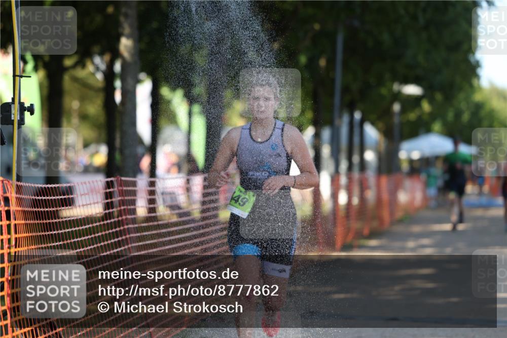 07.09.2025 - 19. Norderstedt Triathlon Michael Strokosch http://msf.ph/oto/8777862 07.09.2025 15:52:09 Laufen 440, 449 meine-sportfotos.de