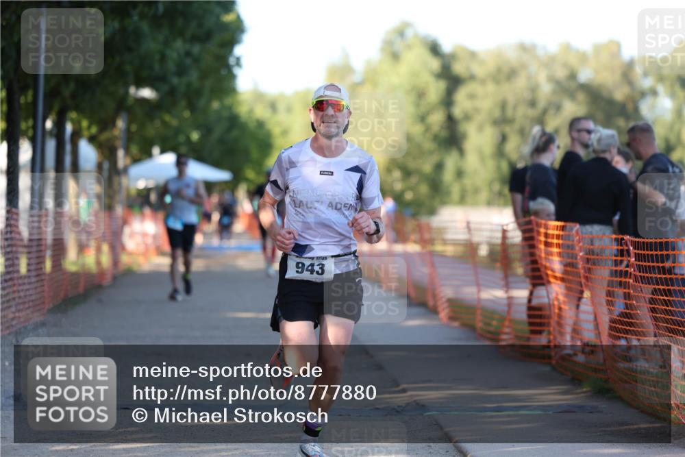07.09.2025 - 19. Norderstedt Triathlon Michael Strokosch http://msf.ph/oto/8777880 07.09.2025 16:53:01 Laufen 378, 1419 meine-sportfotos.de
