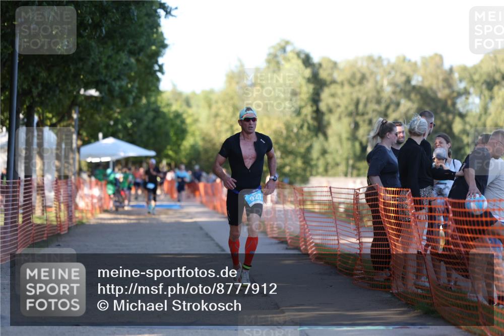 07.09.2025 - 19. Norderstedt Triathlon Michael Strokosch http://msf.ph/oto/8777912 07.09.2025 16:53:06 Laufen 378 meine-sportfotos.de